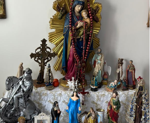 Cartomante dos Famosos Lúcia Helena